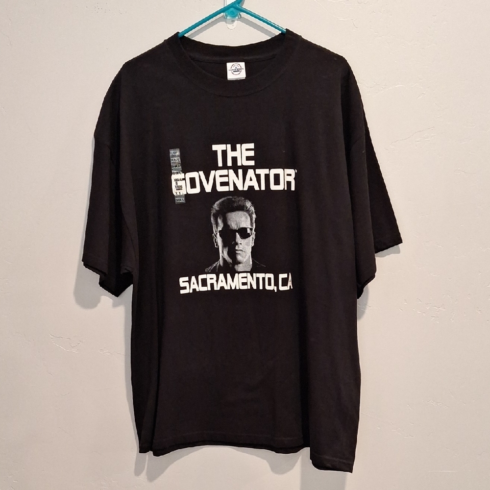 Arnold Schwarzenegger, The Govenator Black Graphic Tee with Bold Print